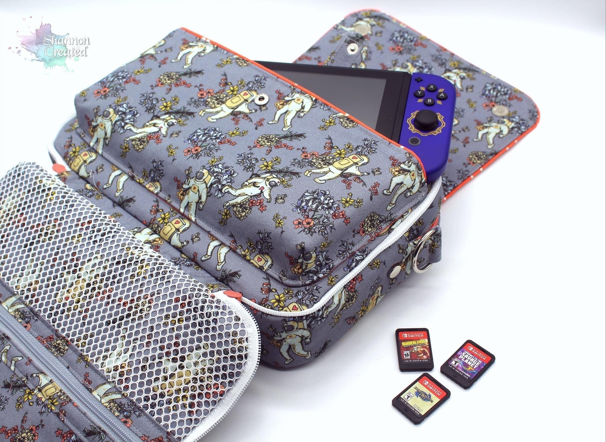 Astronauts Small Scale